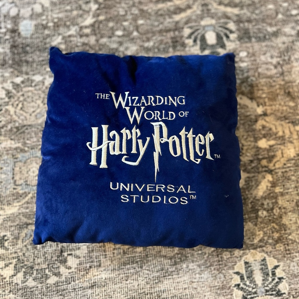 Universal Studios Harry Potter Pillow 13x13